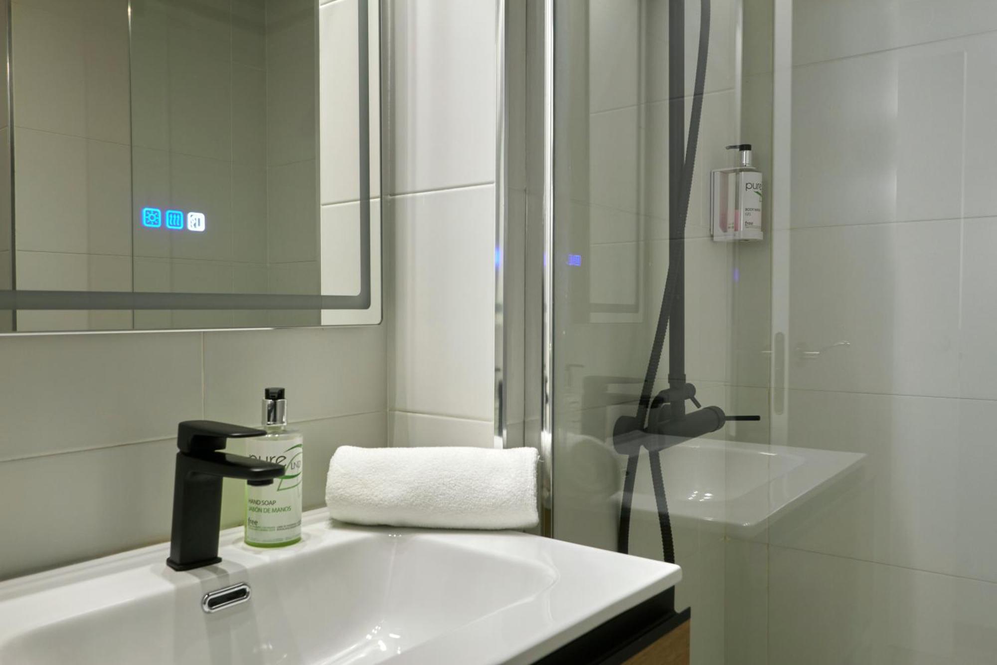 Ol Cute Apartment In Quiet Olivera St Barcelona Zewnętrze zdjęcie
