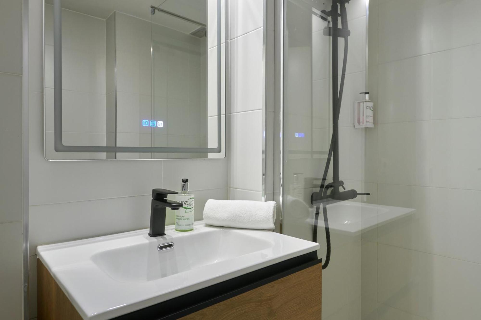 Ol Cute Apartment In Quiet Olivera St Barcelona Zewnętrze zdjęcie